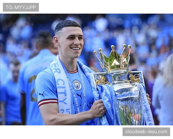 福登训练场表现抢眼，专注态度助曼城全力备战新赛季