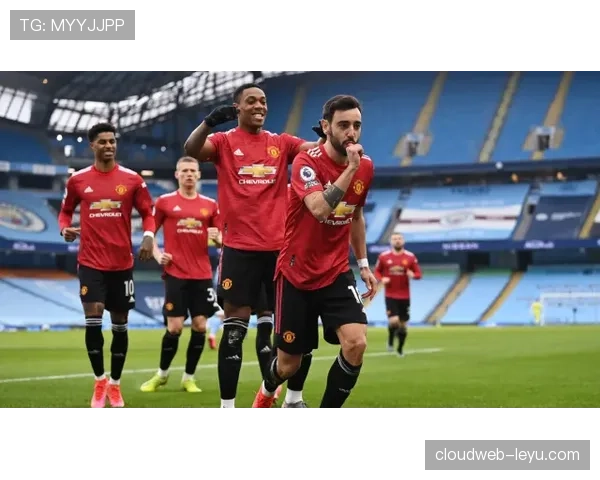 B费强强对话中的表现稳定性如何体现？