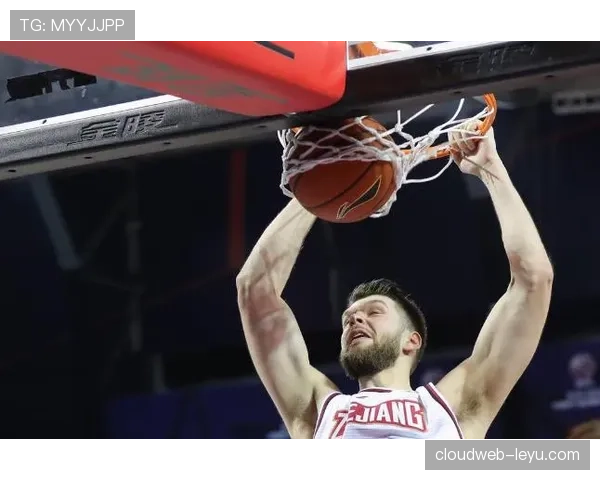 布兰德低位单打效率下滑，内线终结对比新秀中锋显疲态