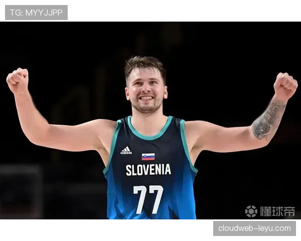 一场球打完换三套衣服的东契奇，真不是普通人的节奏